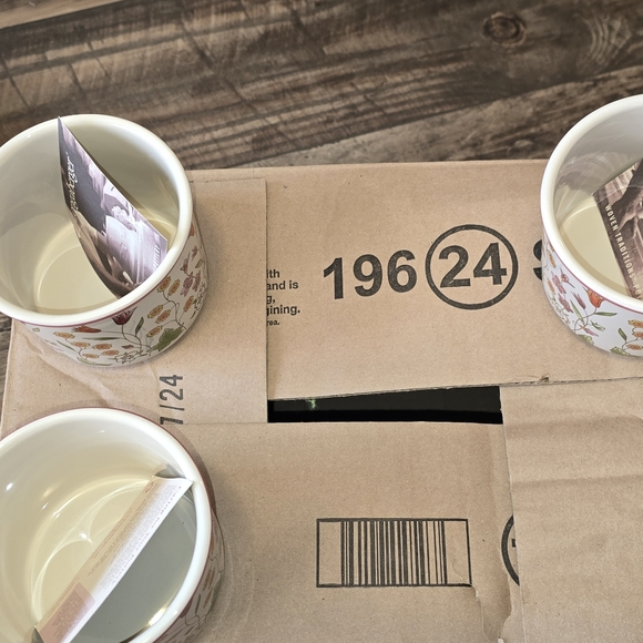 3 longaberger pottery 2012 mothers day crock. - Picture 2 of 4